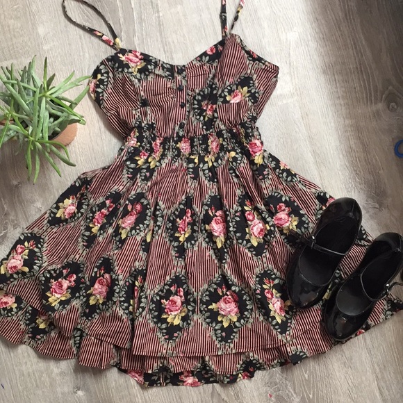 Dresses & Skirts - Mini Dress doll dress style